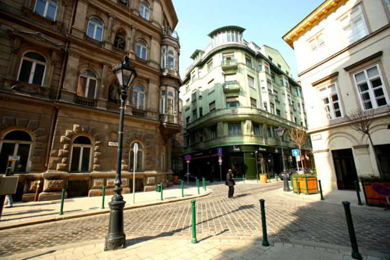 Club Apartments & Rooms Budapest Extérieur photo