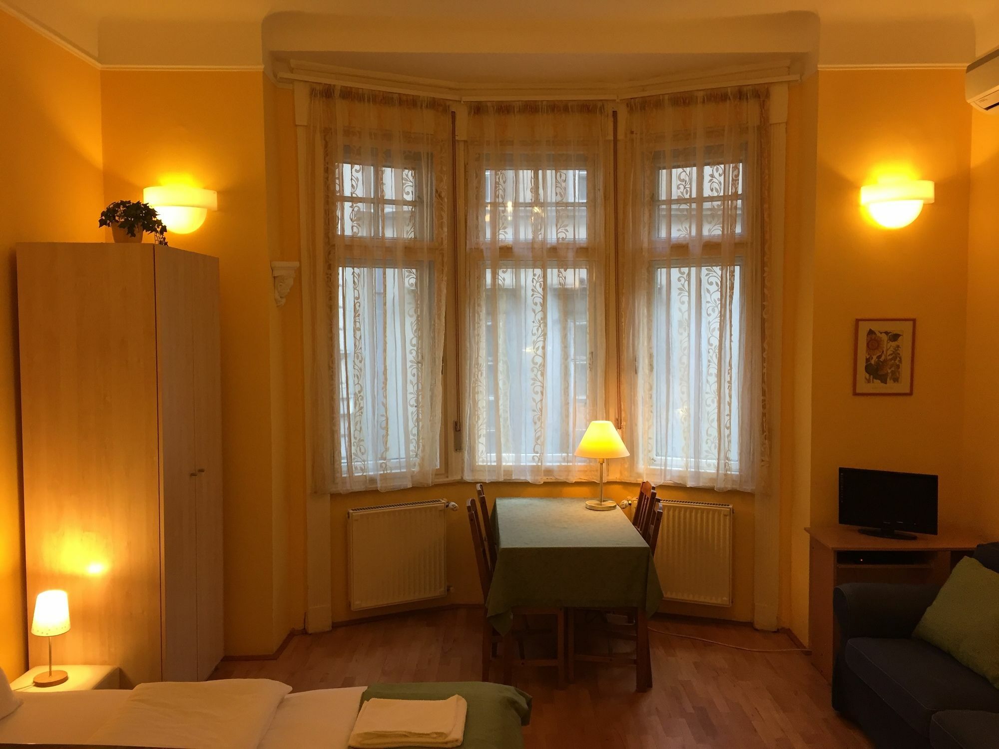 Club Apartments & Rooms Budapest Extérieur photo